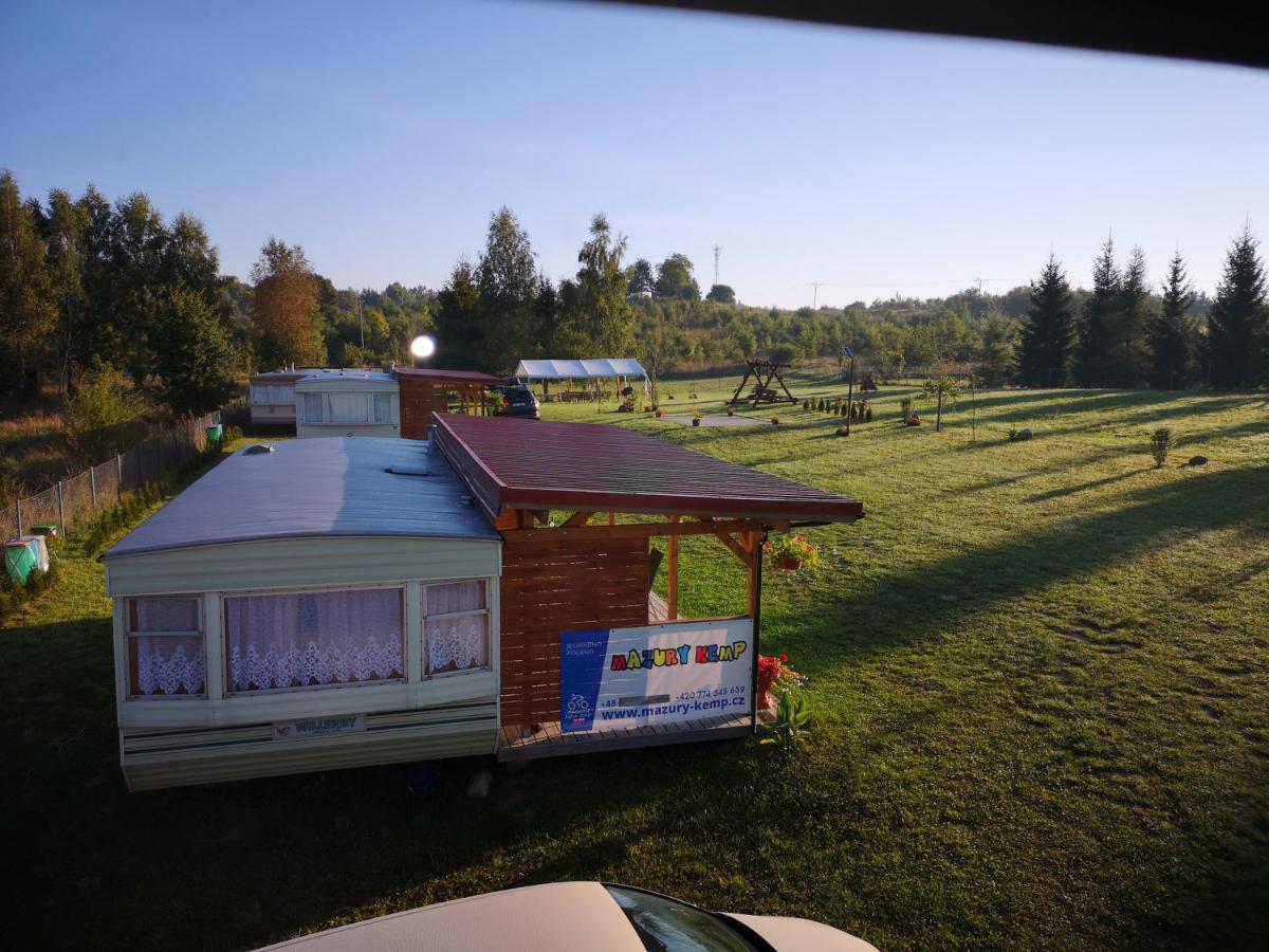 Mazury Kemp Jedwabno Hotel Buitenkant foto